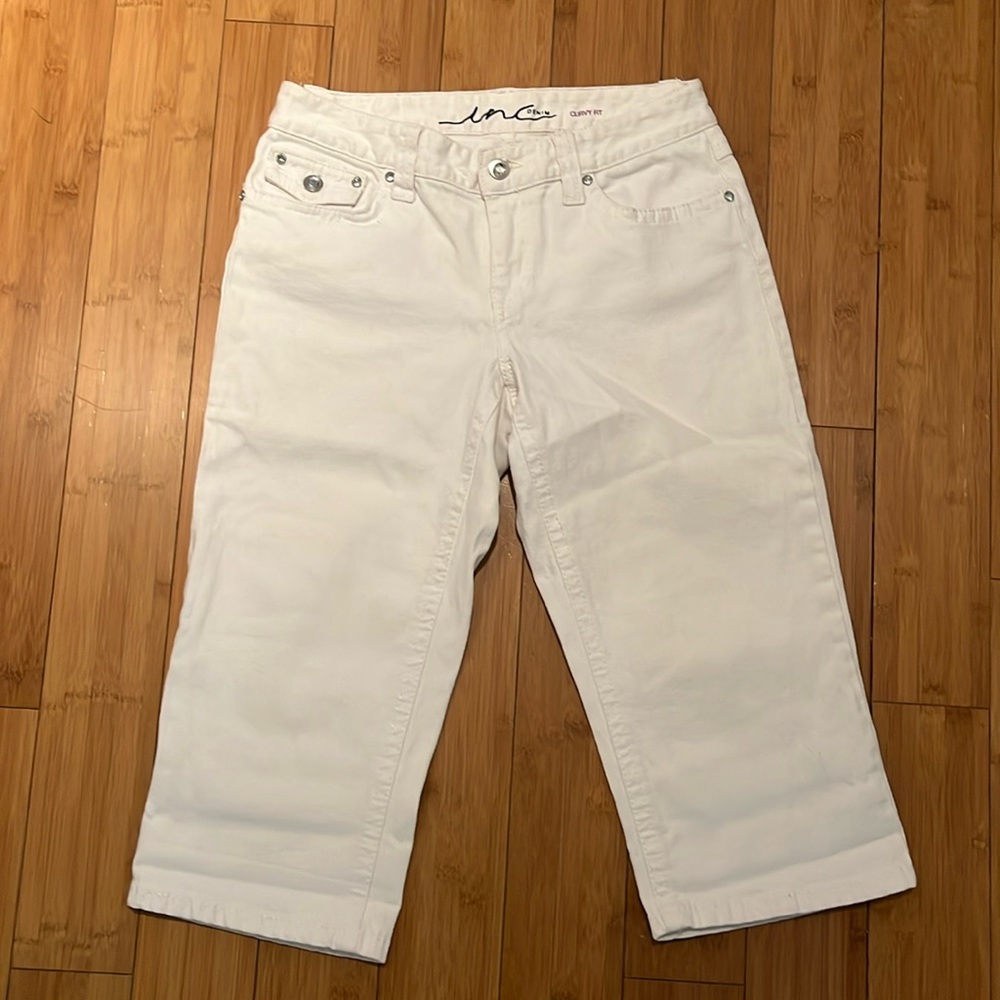INC international concept denim Capri jeans